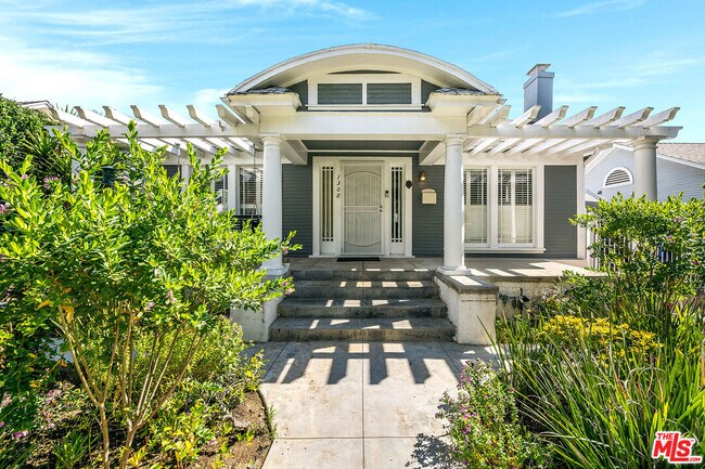 Foto del edificio - 1308 N Ogden Dr