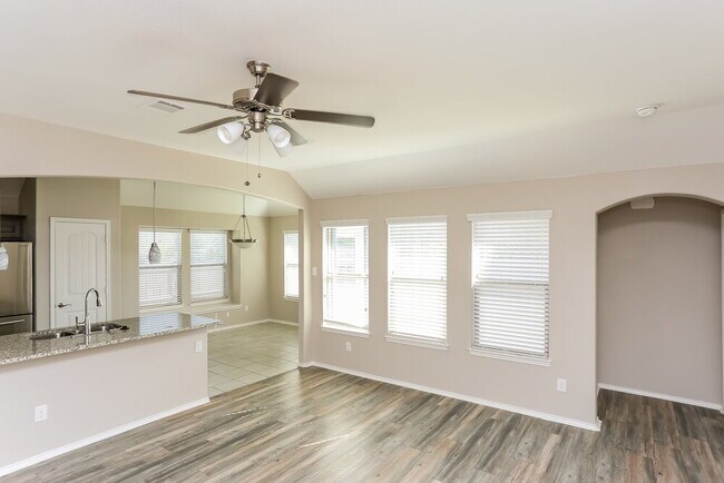 Building Photo - 2101 Blakely Ct