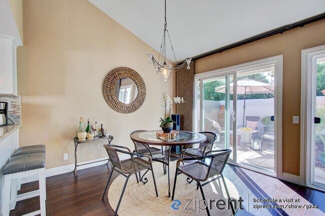 Building Photo - 28101 Klamath Ct