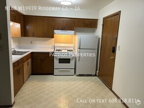 Building Photo - N168W19939-W19939 Ridgeway Ct