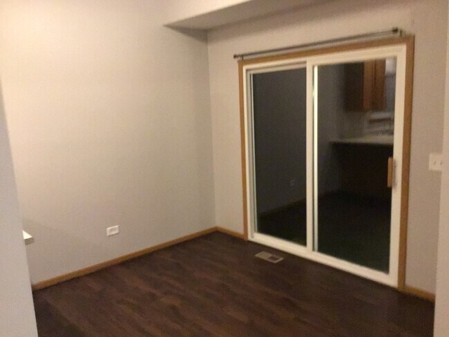 Building Photo - 440 N Aspen Drive