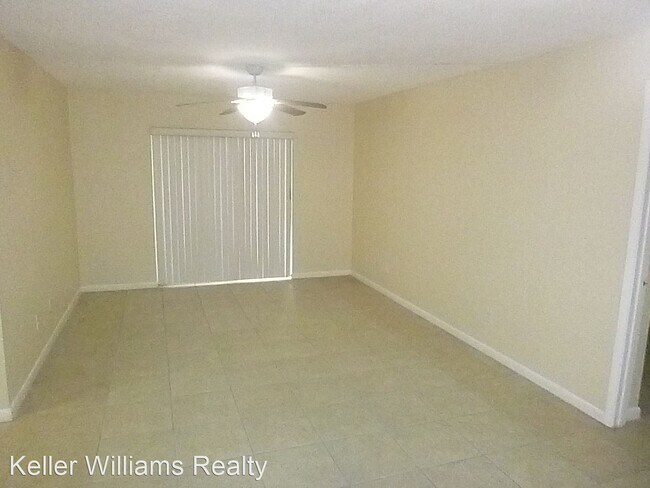 Foto del edificio - 2 br, 2 bath House - 801 Russell Lane - #150