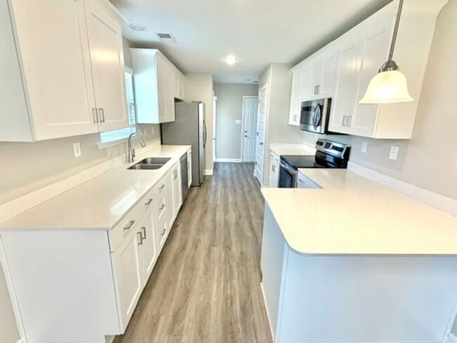 Building Photo - Now Leasing in Southaven @ Rasco Farms- 4-Bedroom 2.5 Bath Home-Availalbe Now!