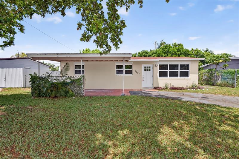 Foto principal - 5901 NW 42nd Terrace