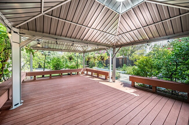 Building Photo - 4560 Benedick Ct