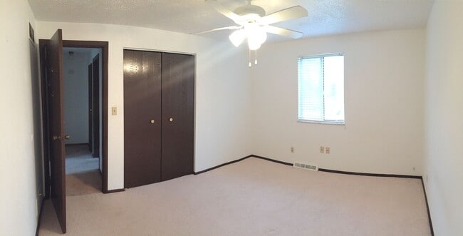 Building Photo - Shaler Townhouse