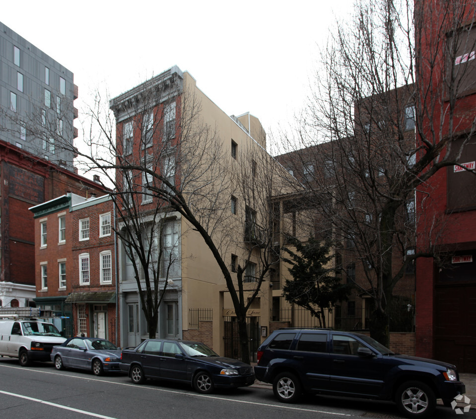 Foto principal - Chancery Lane Apartments