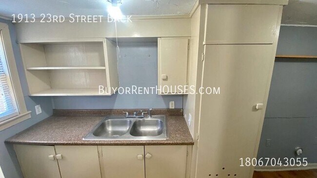 Building Photo - Pay $0 deposit at Move-In (pay monthly ove...