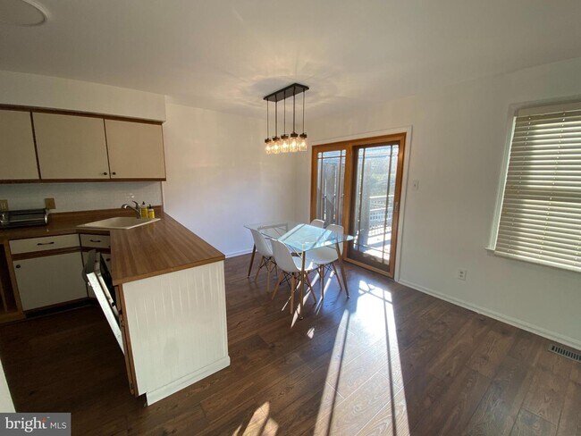 Building Photo - 148 Trotters Lea Ln
