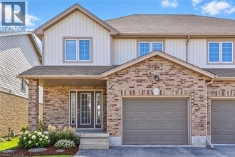 Building Photo - 98 Snow Goose Crescent