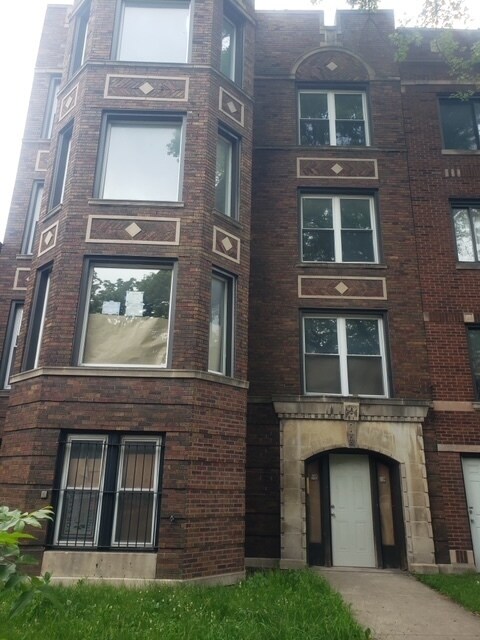 Primary Photo - 7712 S Phillips Ave