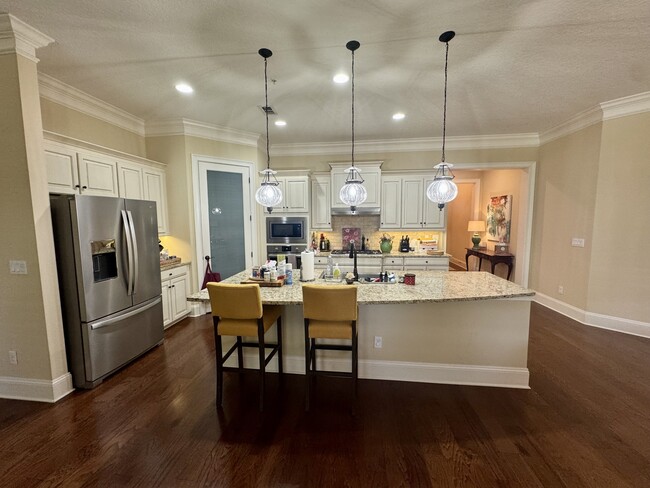 Foto del edificio - 1406 Sunset View Ln