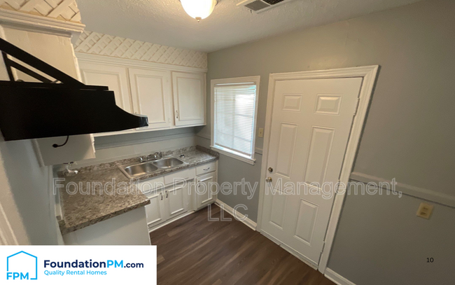 Building Photo - 1421 Semmes St