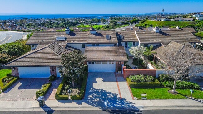 Foto del edificio - 4 White Water Dr