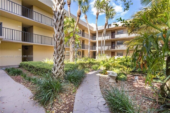 Photo - 10855 SW 112th Ave Apartment