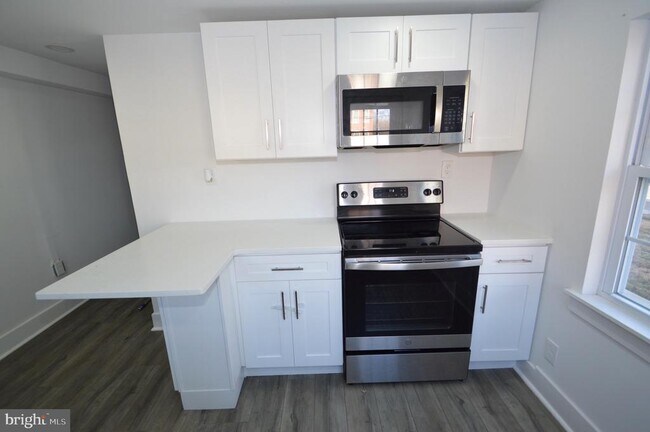 Foto del edificio - 211 E Union St