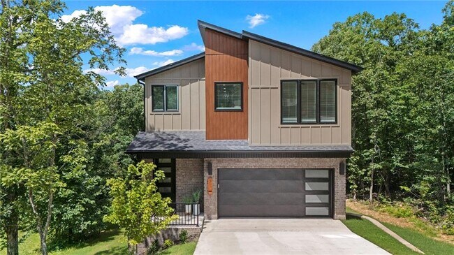 Building Photo - 30 Cromer Dr