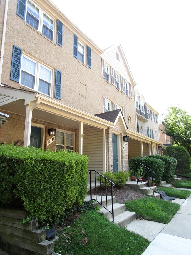 Building Photo - 11118 Cedarwood Dr