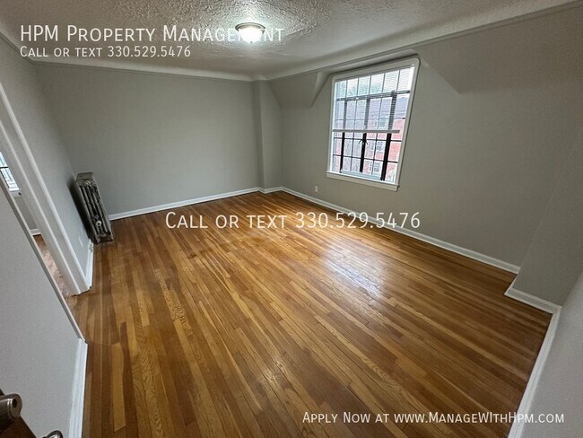 Foto del edificio - 1352 Kenilworth Ave