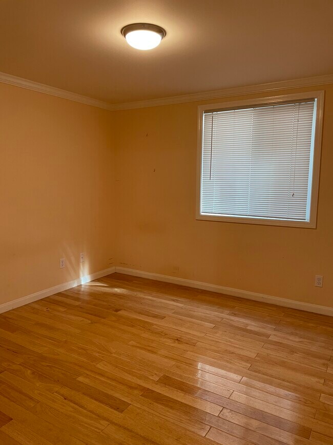 Foto del edificio - 2618 23rd Ave