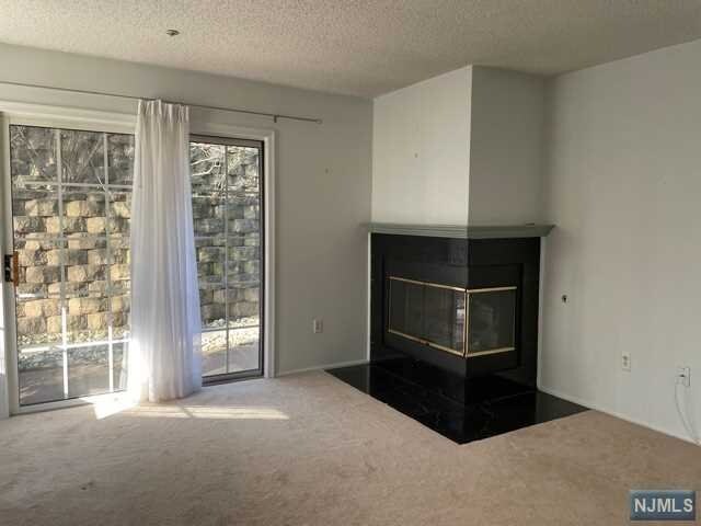 Building Photo - 1096 Devon Ct