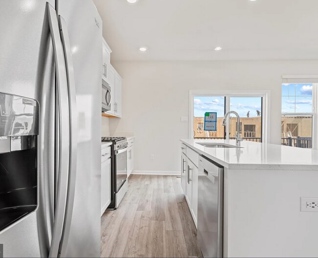 Foto del edificio - 15096 General Lafayette Blvd