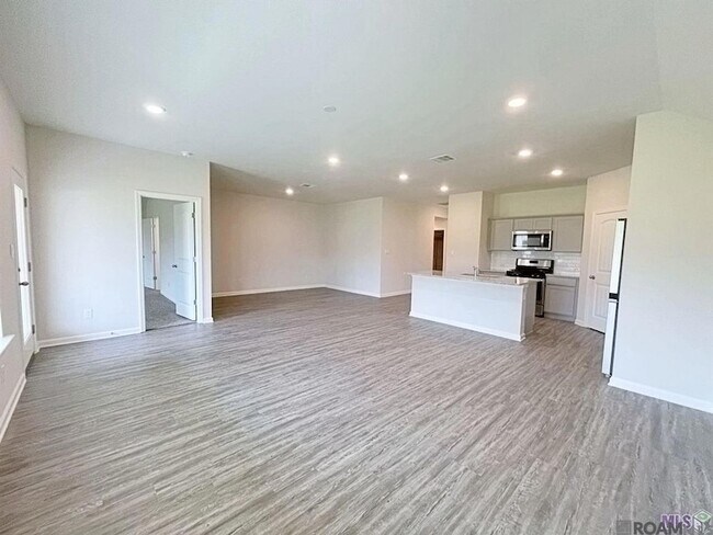 Foto del edificio - 629 Correns Ln