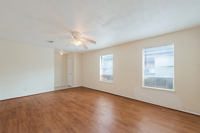 Foto del edificio - 3344 Scotch Moss Ln