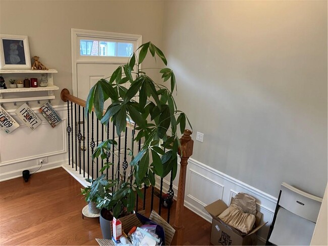Building Photo - 11180 Brunson Dr
