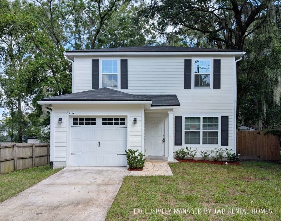Foto principal - 8737 Alton Ave