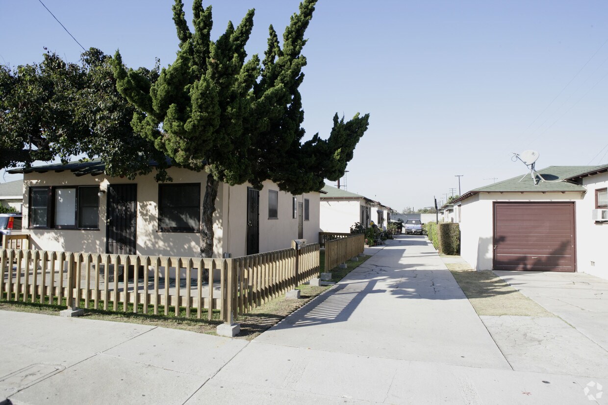 21833 1/2 Figueroa St, Carson, CA 90745 Houses for Rent Carson, CA