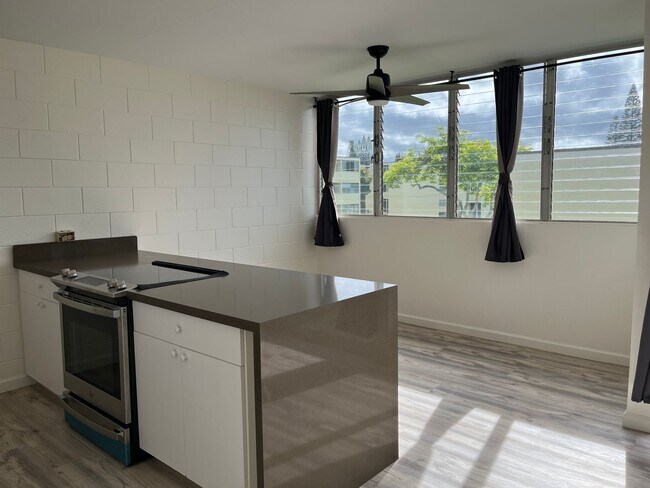 Foto del edificio - Mililani Area - Nahoa apts 2 bedrooms, 1 bath unit with 1 parking - Avail 4/1/26