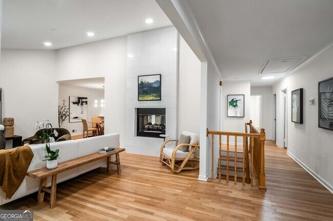 Foto del edificio - 1866 Wildwood Pl NE