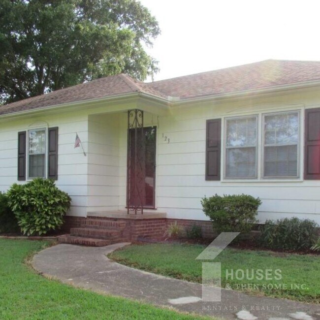 Foto del edificio - 123 Abbotsford Dr