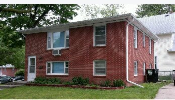 1 Bedroom Duplex, Garden Level - 2830 N 51st St