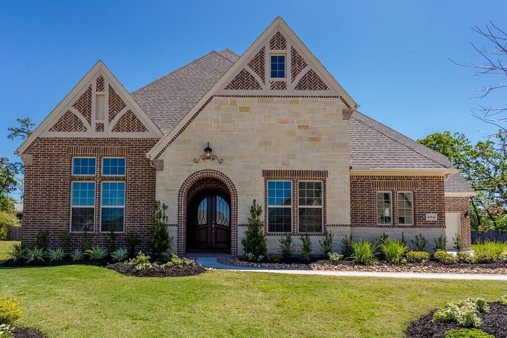 Foto principal - 2064 Bluestem Dr