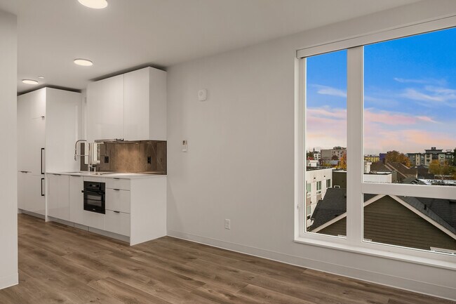 Foto del edificio - 1821 13th Ave