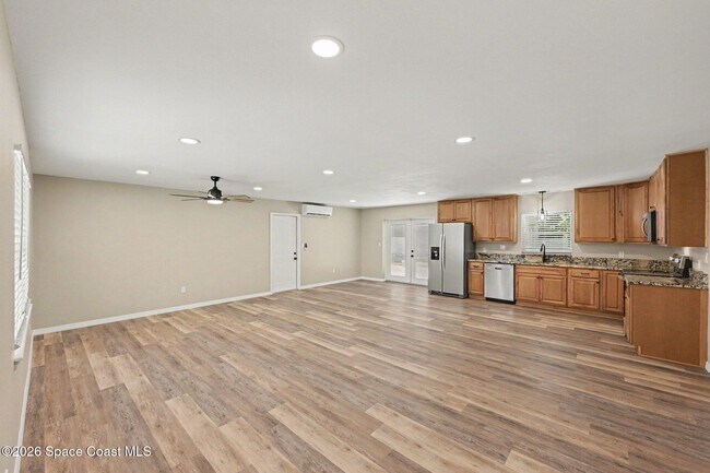 Foto del edificio - 2850 Starlight Dr