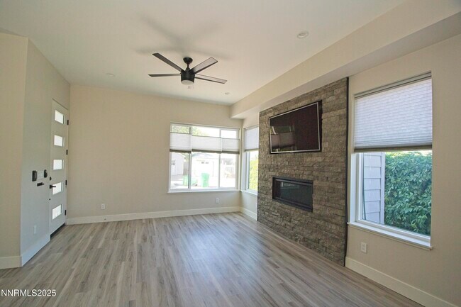 Building Photo - 1128 Gordon Ave