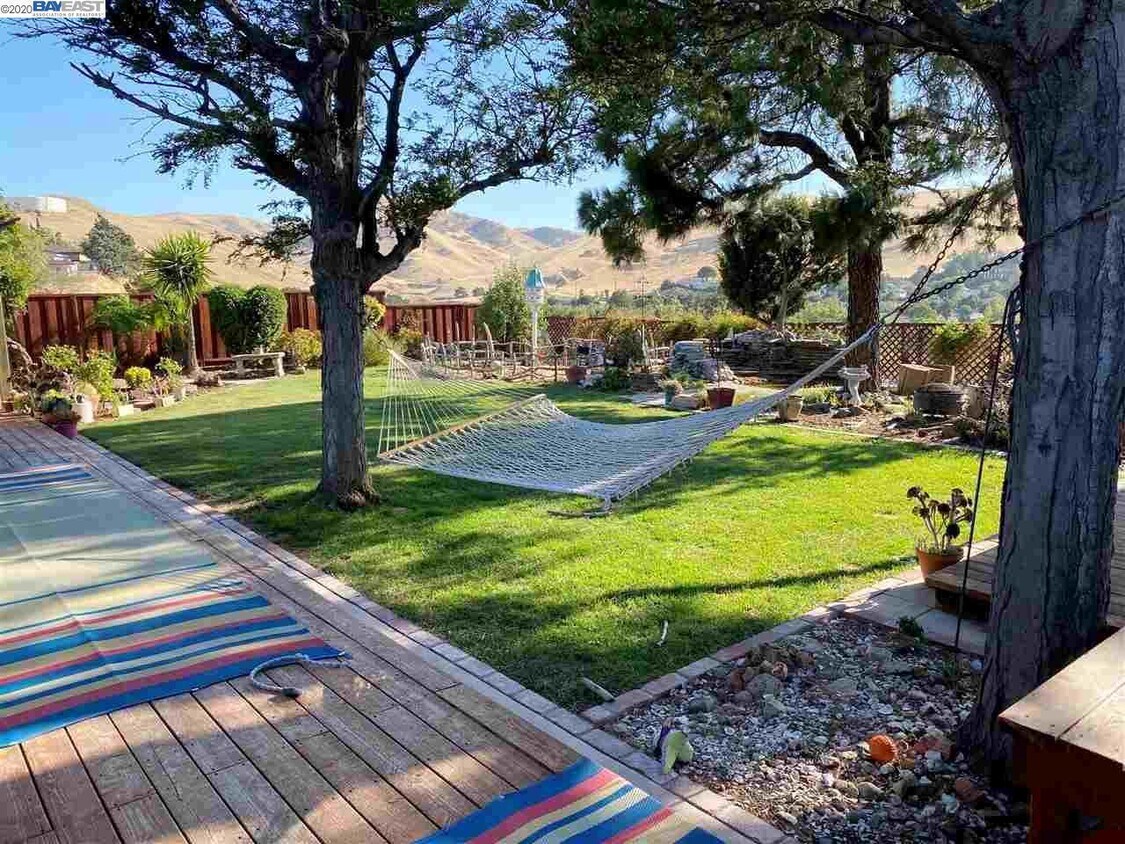 Foto principal - 4290 Hillview Dr