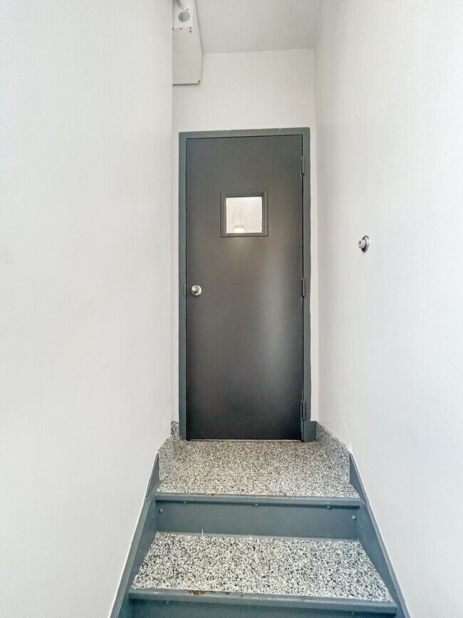 Foto del edificio - 101 E Lincoln Ave