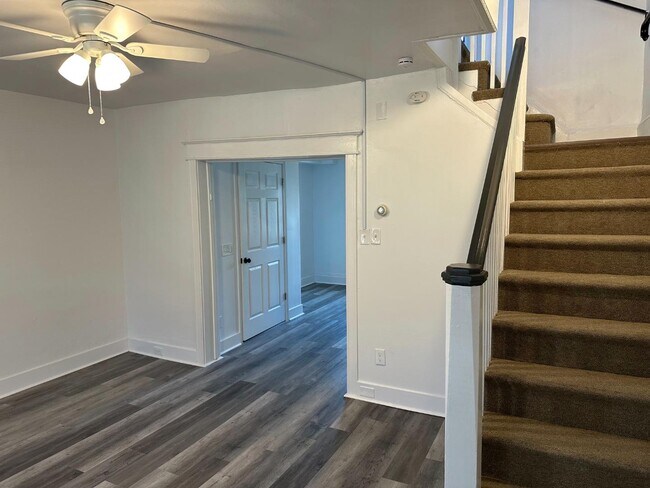 Foto del edificio - 5332 Turner St