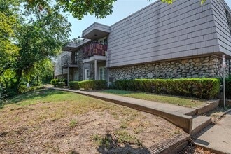 Building Photo - 6038 Northwest Expy