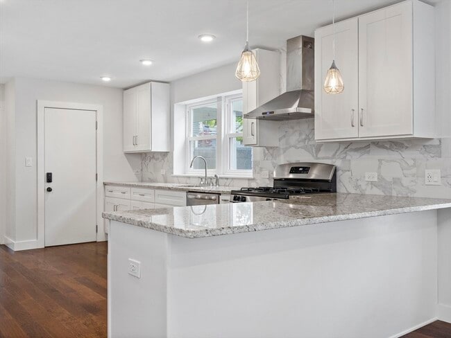 Building Photo - 79 Bailey Rd