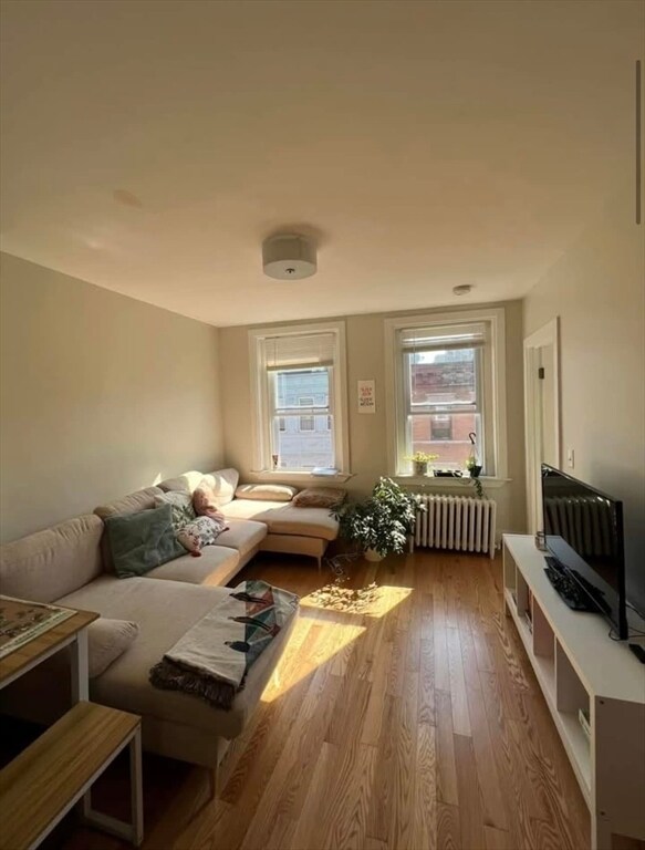 Foto del edificio - 33 Grove St