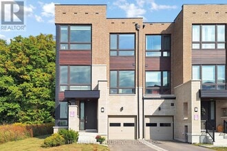 Building Photo - 64 La Tache Cres