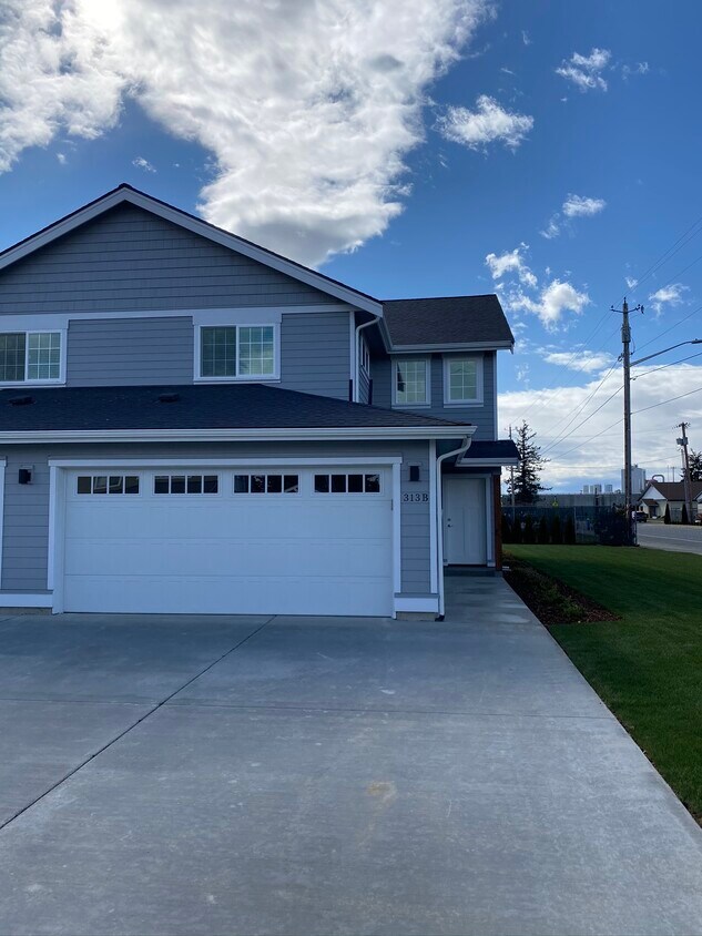 Foto principal - 313 Nooksack Ave
