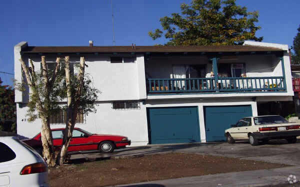 Building Photo - 4258 Altadena Ave
