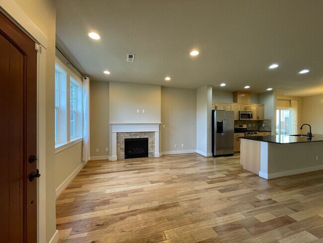 Foto del edificio - Lovely 3Bed 2.5 Bath House ~ Bethany Creek...