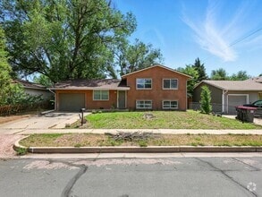 Building Photo - 823 Sequoia Dr